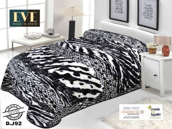 بطانية إيف سكين تايجر D-J92